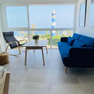 El Faro De Torre Del Mar